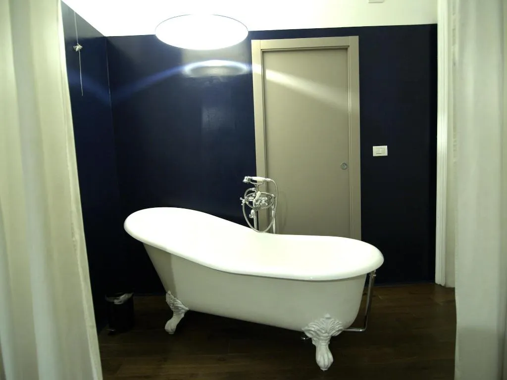 Room, Piazza Farnese Luxury Suites, Rome