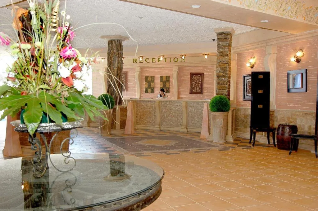 Lobby, Atrium Beach, Bourgas