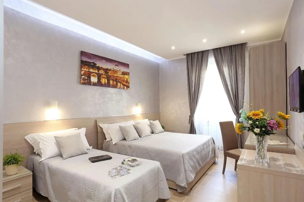 Room, Adorasuite 2, Naples