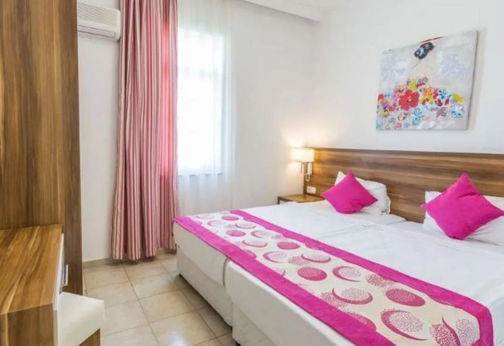 FAMILY ROOM STANDARD Room, Blue Heaven Beach Apart, Antalya