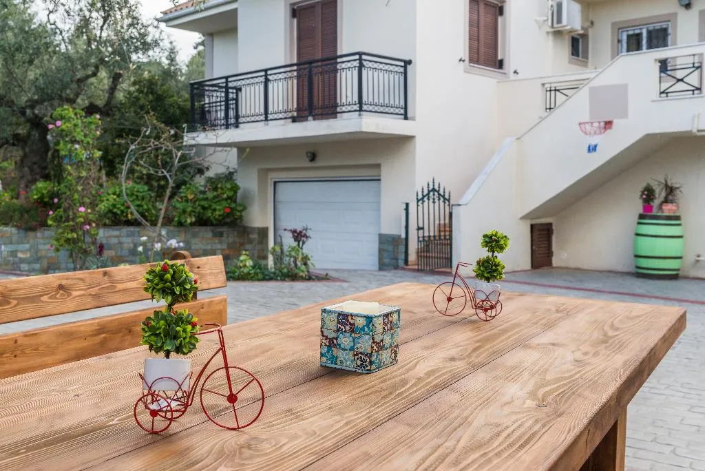 Terrace, Belle Reve, Zante