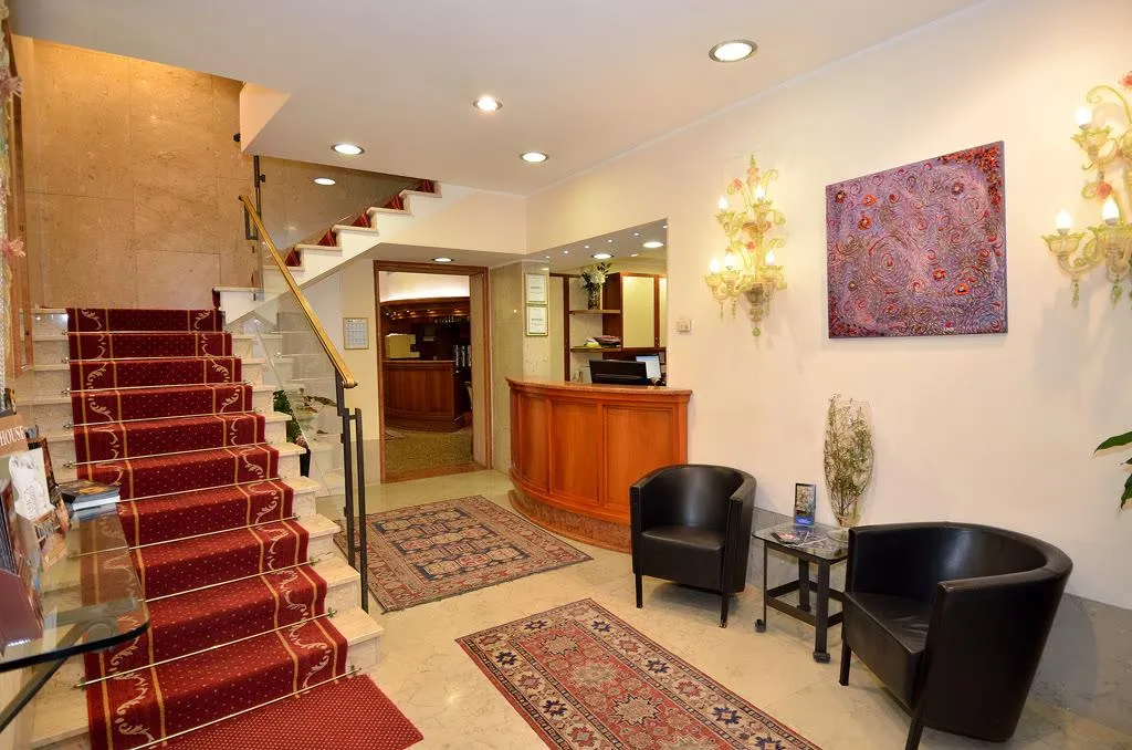 Lobby, Da Bruno, Venice