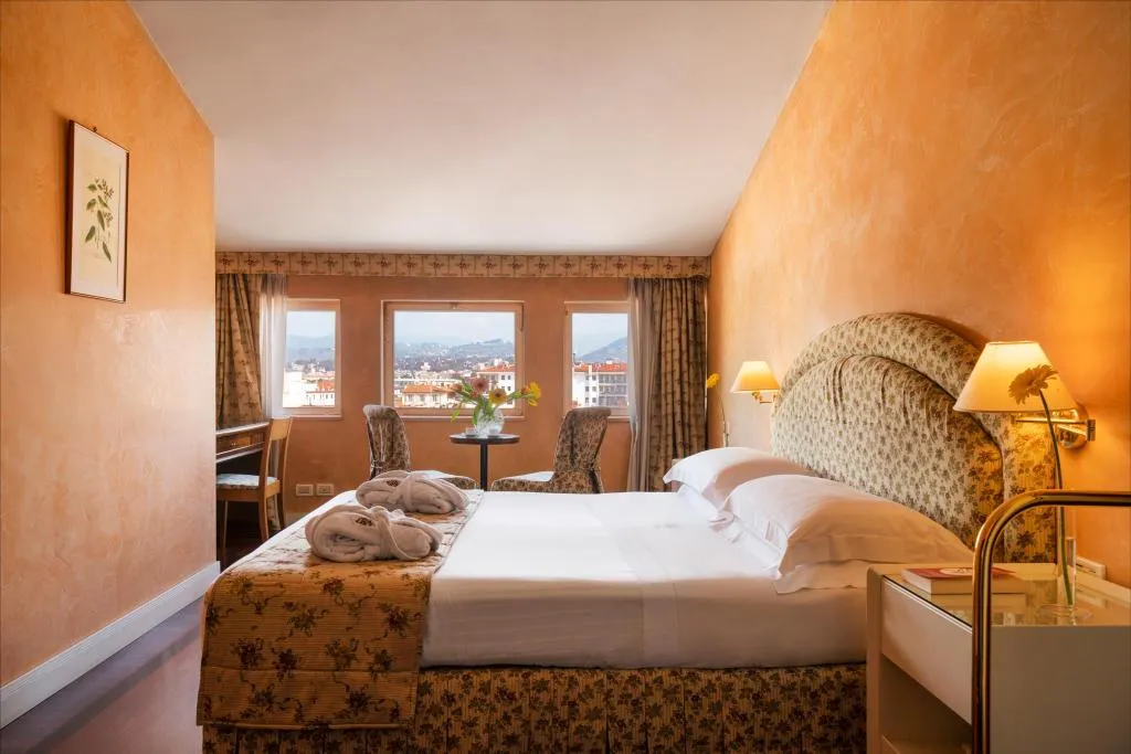 DOUBLE WITH VIEWS Room, Grand Hotel Adriatico, Florence
