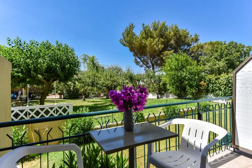 Terrace, Ionis Hotel, Kefallinia
