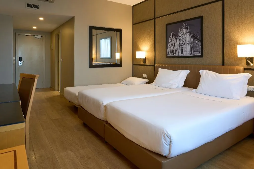 TWIN CAPACITY 2 Room, Portus Cale Hotel, Porto
