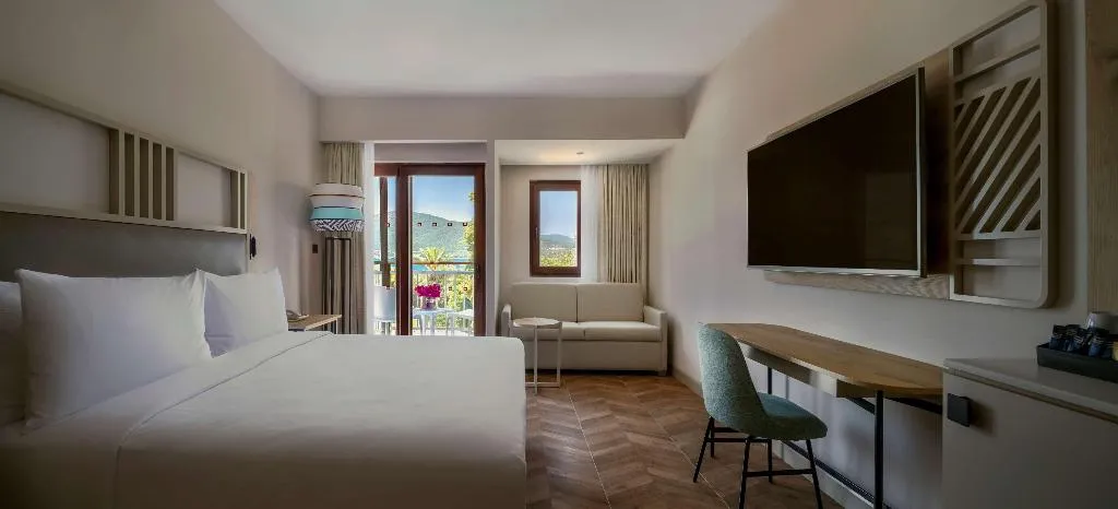DOUBLE DELUXE SEA VIEW Room, DoubleTree By Hilton Bodrum Isıl Club Resort, Bodrum
