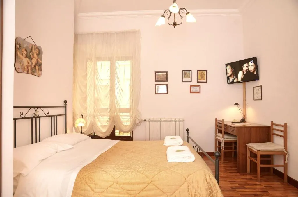Room, L Antica Via, Catania