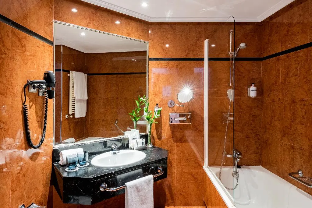 DOUBLE PREMIUM WITH VIEWS Room, Hotel Madrid Plaza de España Affiliated by Meliá, Madrid