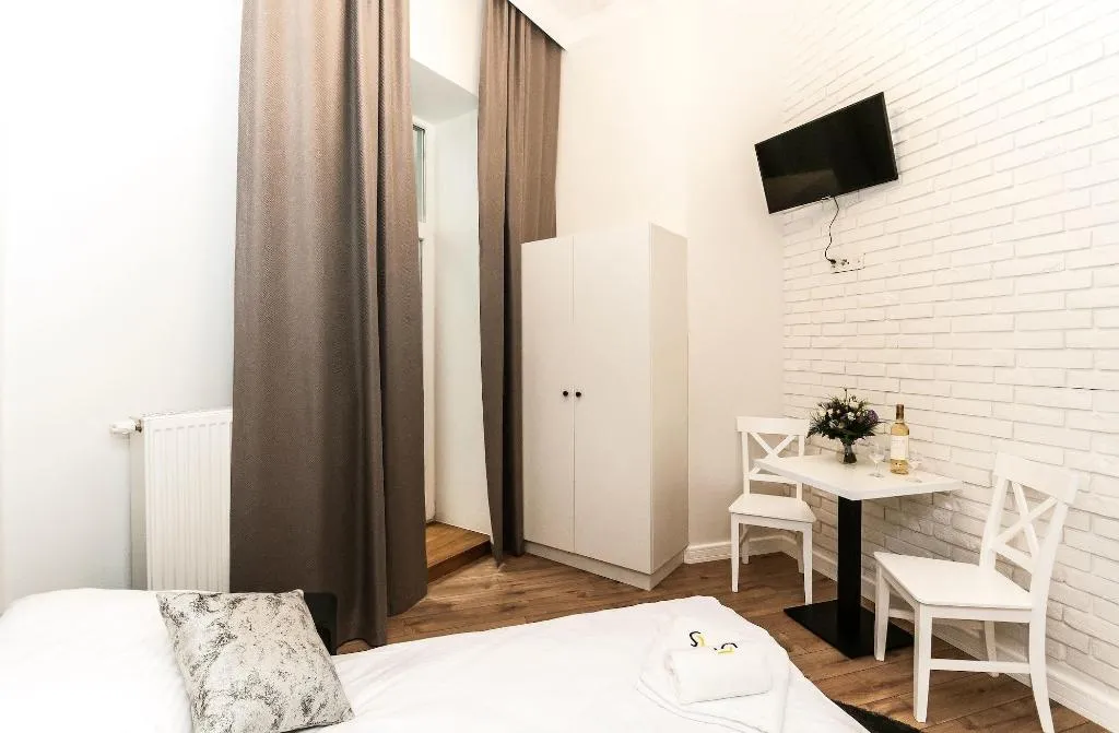 Room, Apartamenty L5, Krakow