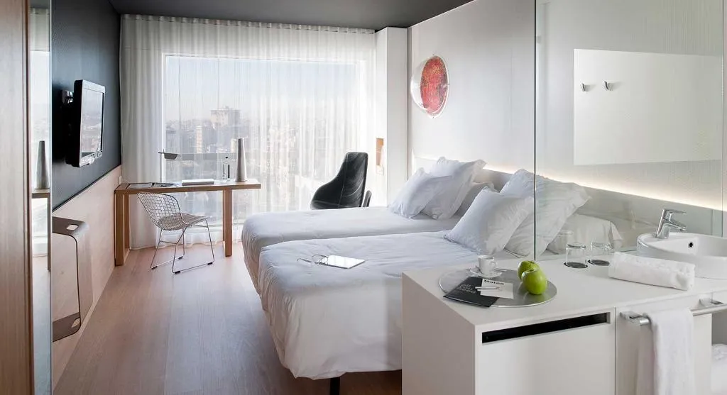 Double or Twin CONNECTING ROOM Room, Barcelo Sants, Barcelona