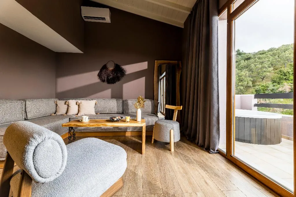 SUITE EXECUTIVE Room, Avaton Suites & Villas, Skiathos