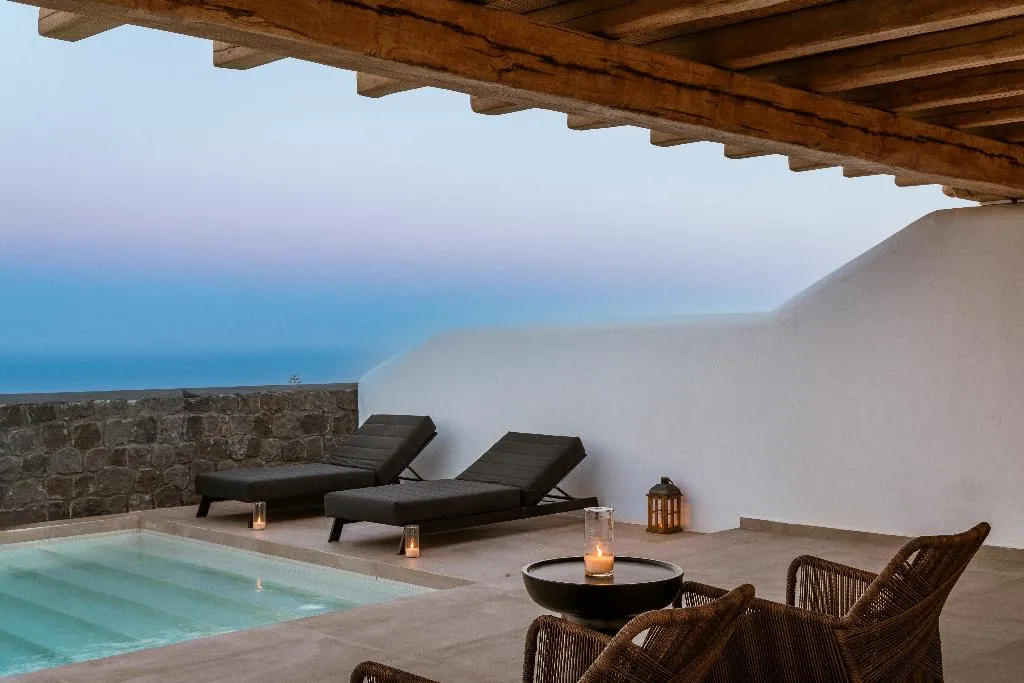 SUITE EXECUTIVE SEA VIEW Room, NERO Boutique Hotel, Santorini