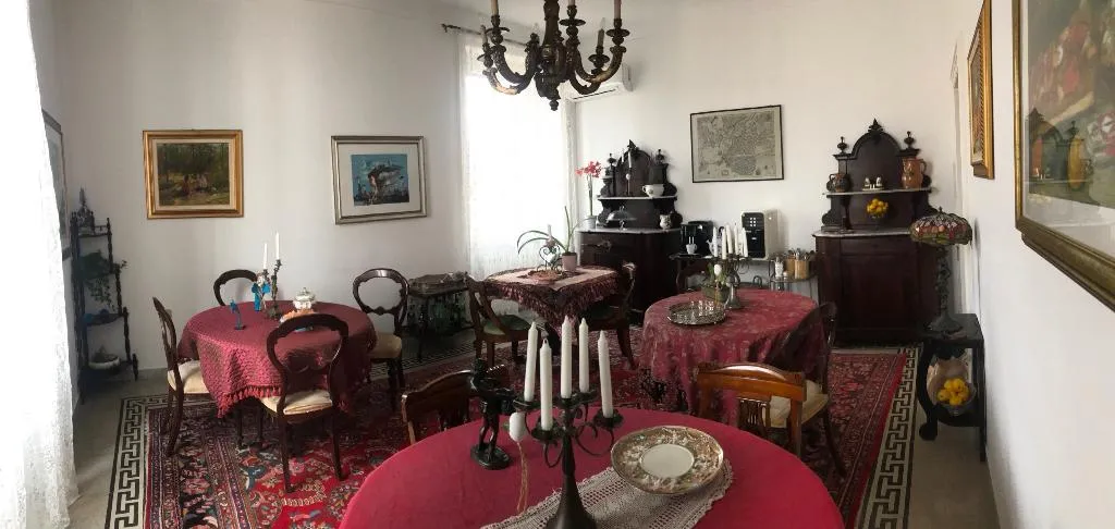 Restaurant, B&B Nike, Catania
