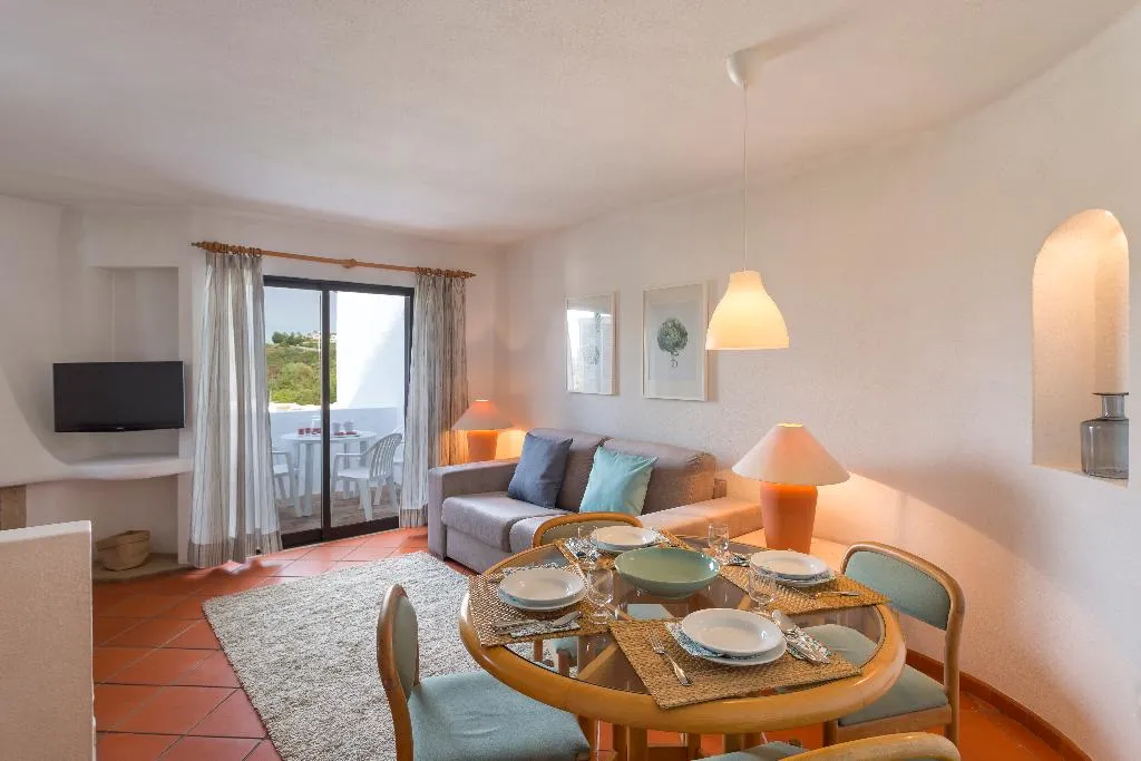 APARTMENT TWO BEDROOMS Room, Clube Albufeira Garden Village, Algarve