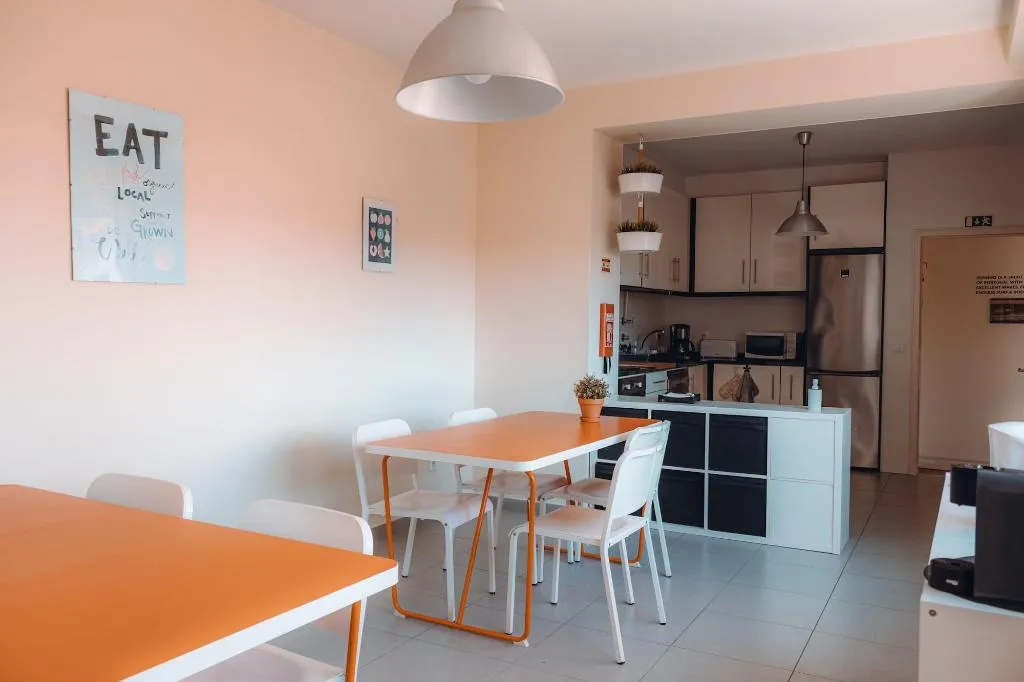 Room, The Beach Corner Guesthouse, Porto