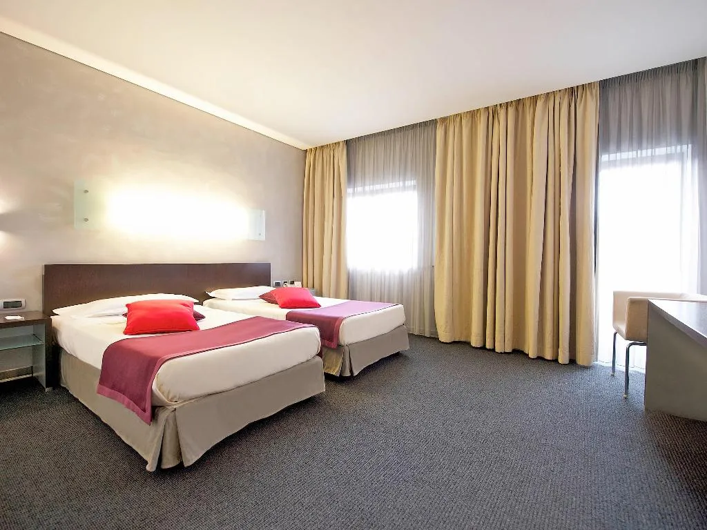 Room, Mercure Palermo Centro, Palermo