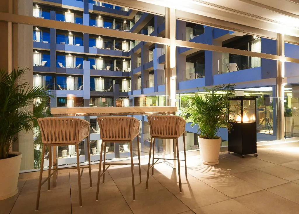 Terrace, Innside Palma Bosque Hotel, Majorca