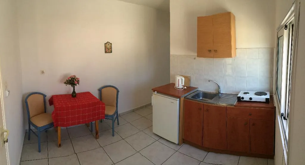 Room, Captain Pavlos, Kos