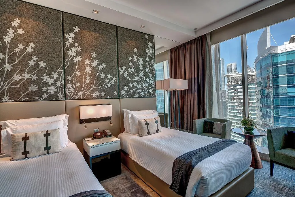 DOUBLE SUPERIOR Room, Pullman Dubai Downtown, Dubai