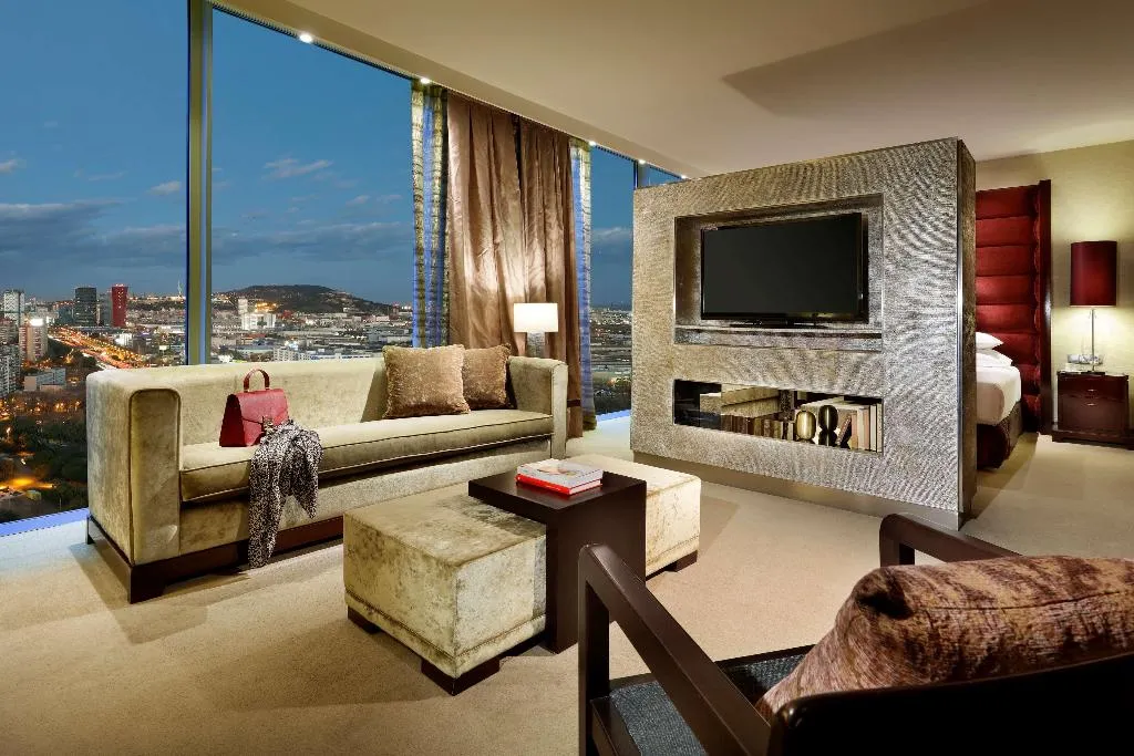 Room, Hyatt Regency Barcelona Tower, Barcelona