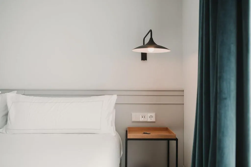 Room, Room Mate Collection Helen Berger, Valencia
