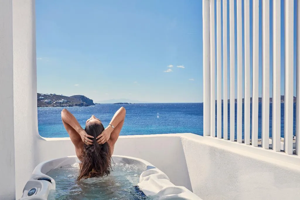SUITE WITH JACUZZI Room, DeLight Boutique Hotel, Mykonos
