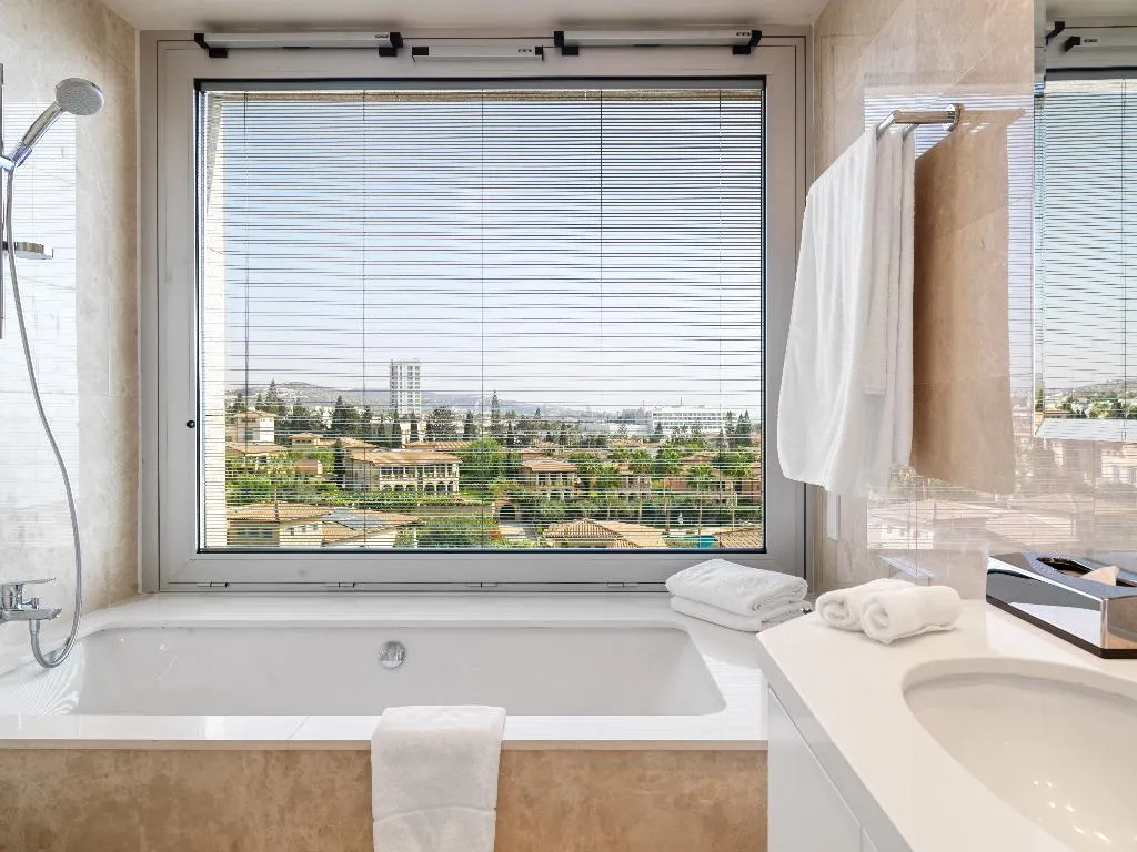 APARTMENT LUXURY Room, The Tower at St Raphael Resort, Cyprus