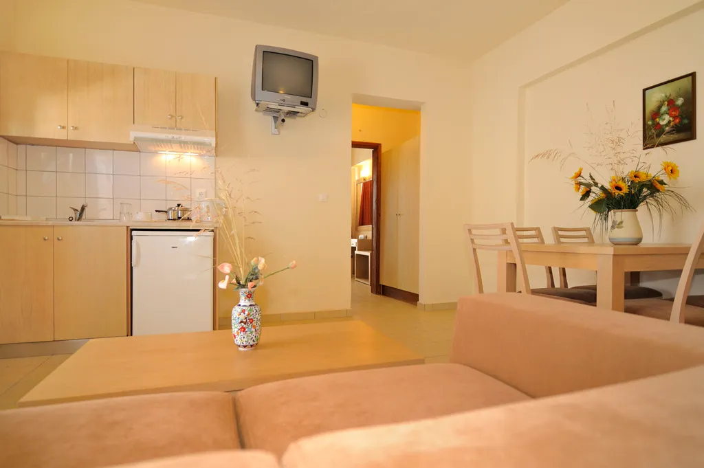 APARTMENT GARDEN VIEW Room, Anita Apart-Hotel, Rhodes