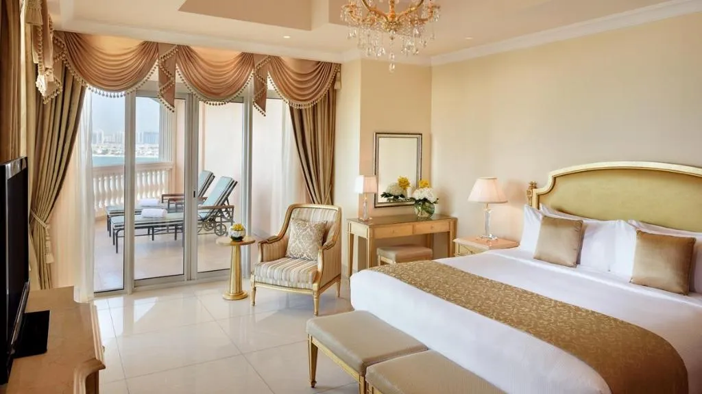 SUITE DELUXE THREE BEDROOM Room, Kempinski Hotel & Residences Palm Jumeirah, Dubai