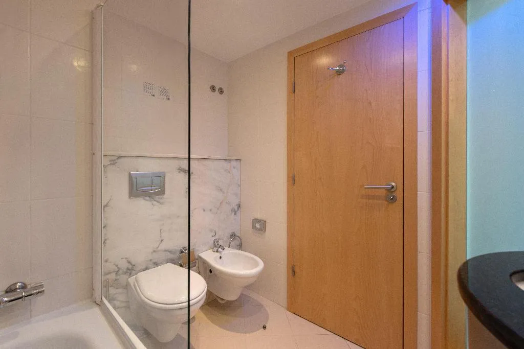 DOUBLE WITH DOUBLE BED Room, Holiday Inn Express Lisbon Airport, Lisbon