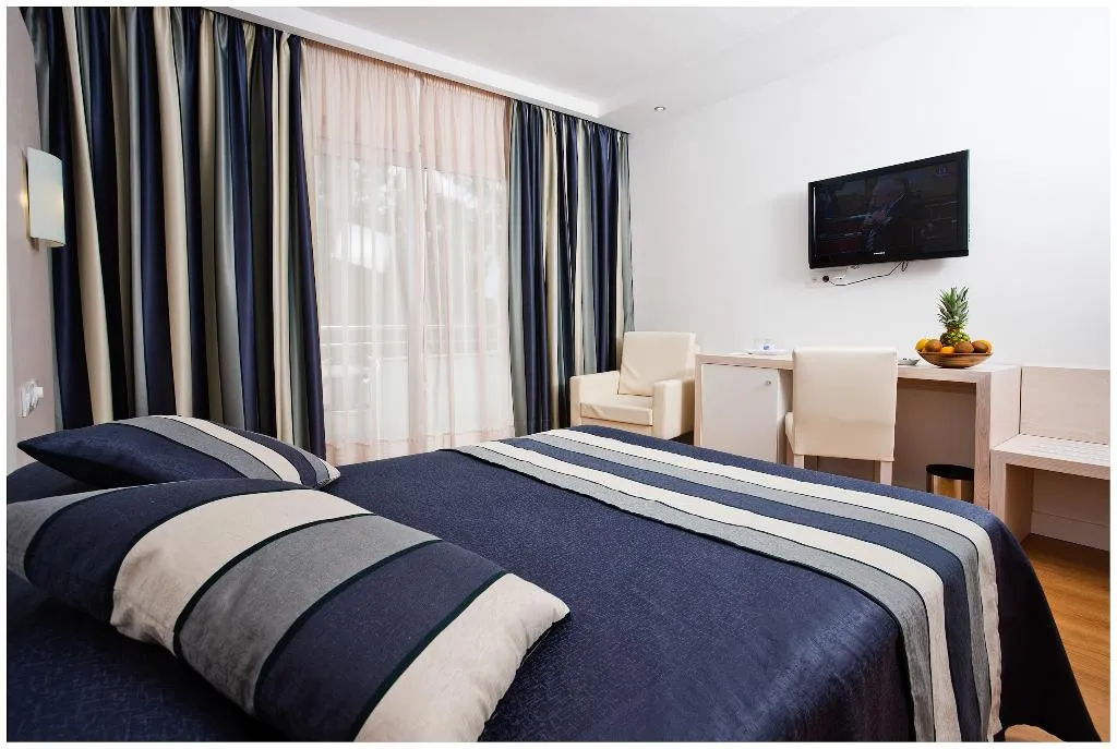 Double or Twin STANDARD Room, Sagitario Playa, Menorca