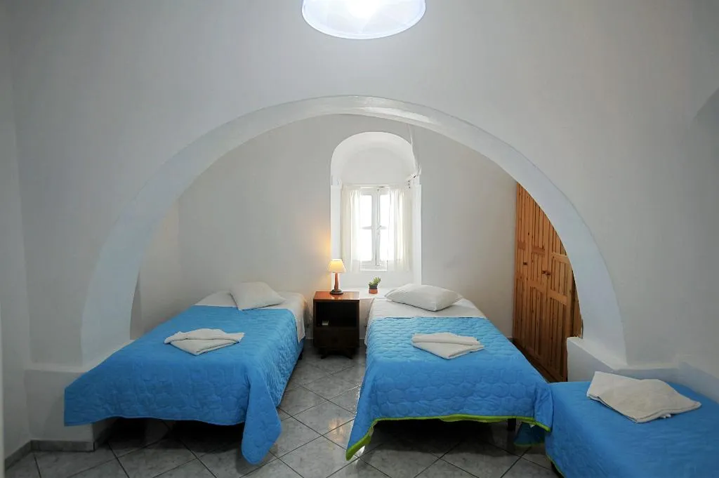 STUDIO CAPACITY 3 Room, Aphrodite Garden Studios & Olympia Anex, Mykonos