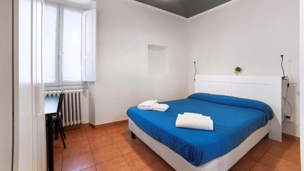 Room, Corte Passi, Florence