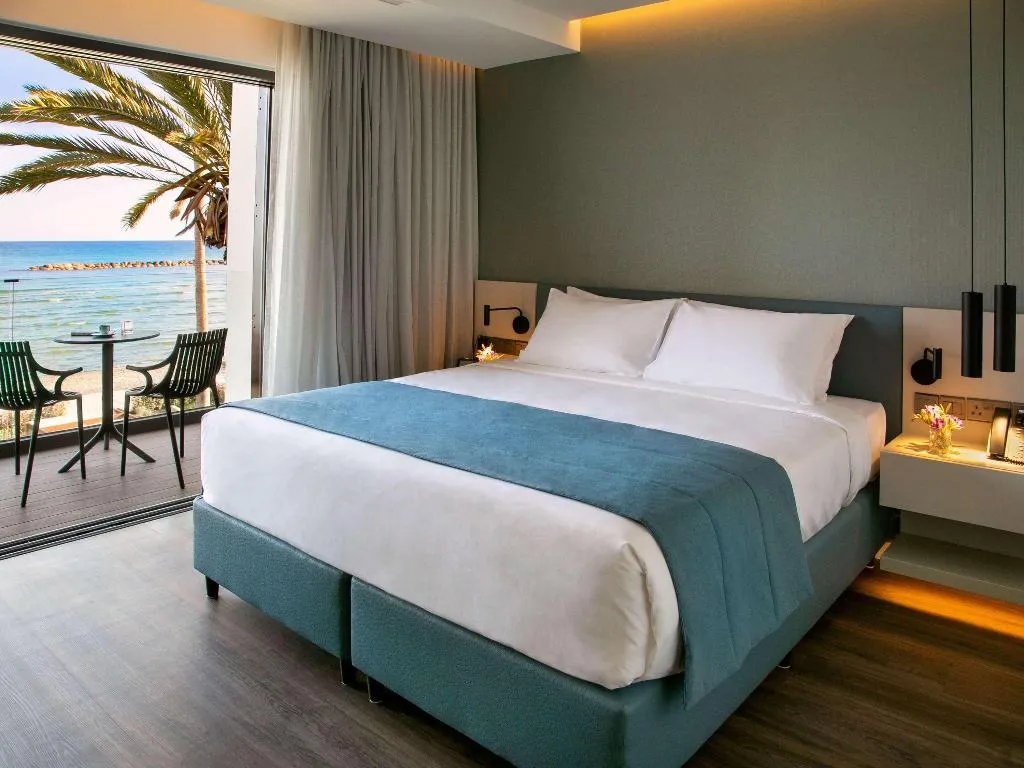 Room, Mercure Larnaca Beach Resort, Cyprus