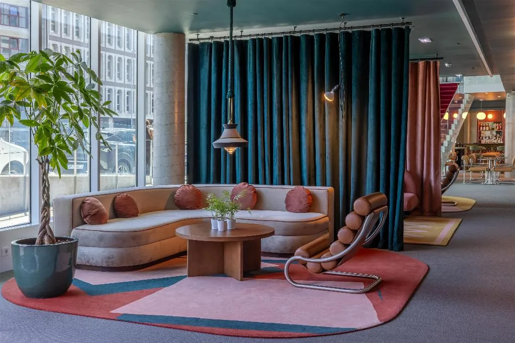Lobby, Cenica Porto Hotel, Curio Collection By Hilton, Porto