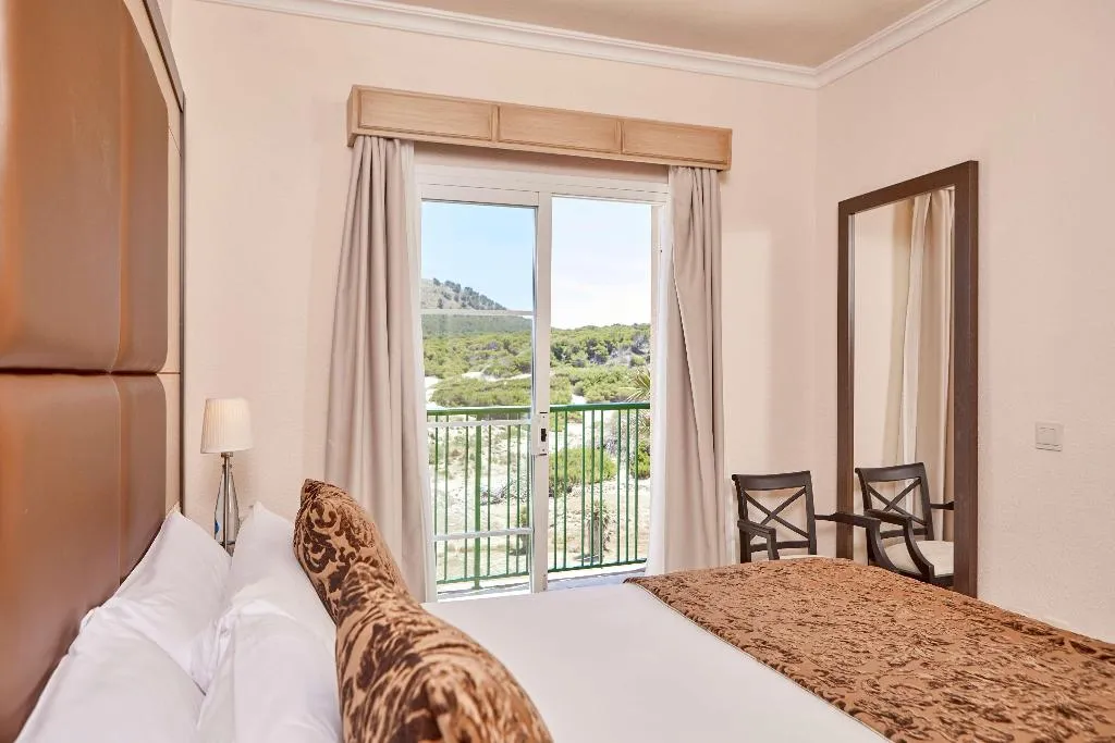 Room, Zafiro Cala Mesquida, Majorca