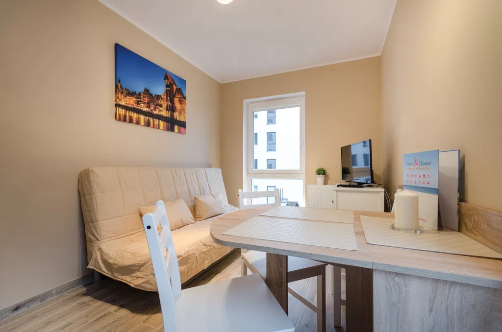 APARTMENT CAPACITY 4 ONE BEDROOM Room, Dom & House Apart Chmielna Park, Gdansk