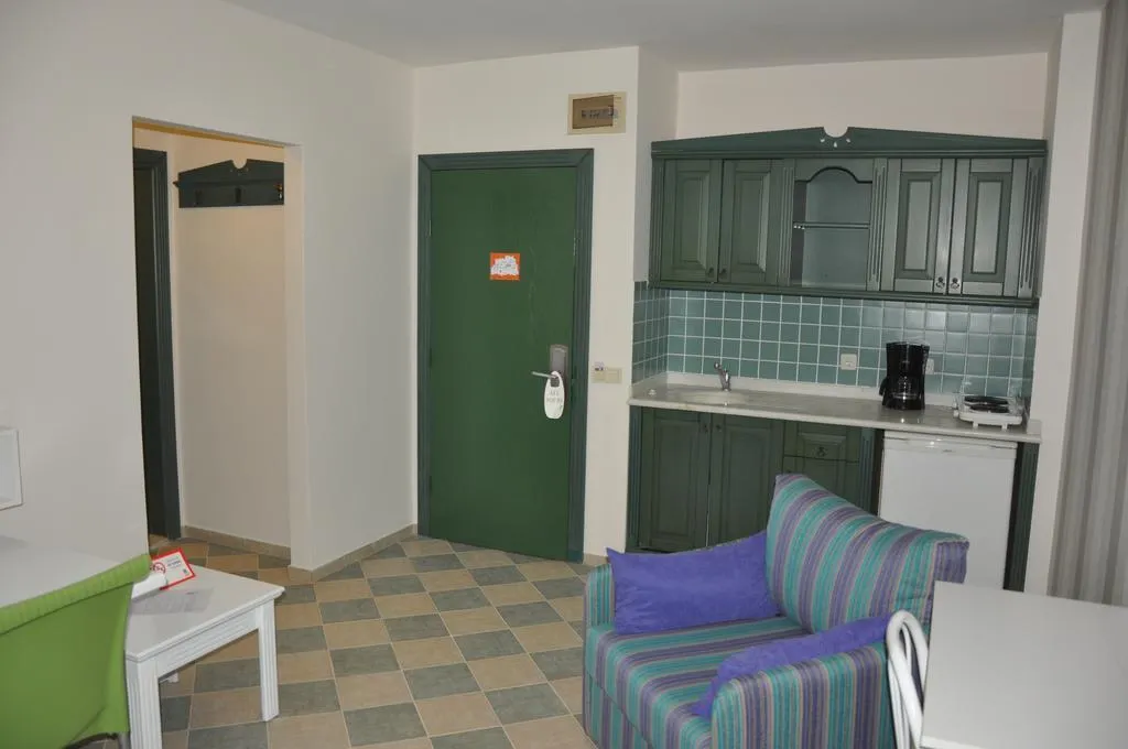 FAMILY ROOM ONE BED Room, Smartline Sunpark Aramis Hotel, Antalya