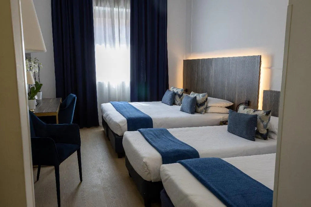 QUADRUPLE STANDARD Room, Grand Hotel Tiberio, Rome