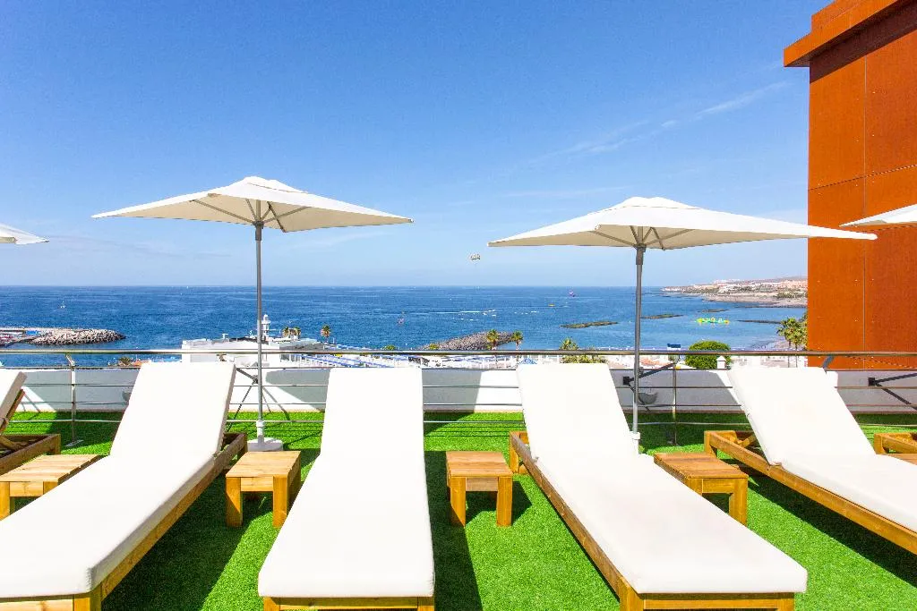 Terrace, AluaSoul Costa Adeje (Adults Only +16), Tenerife