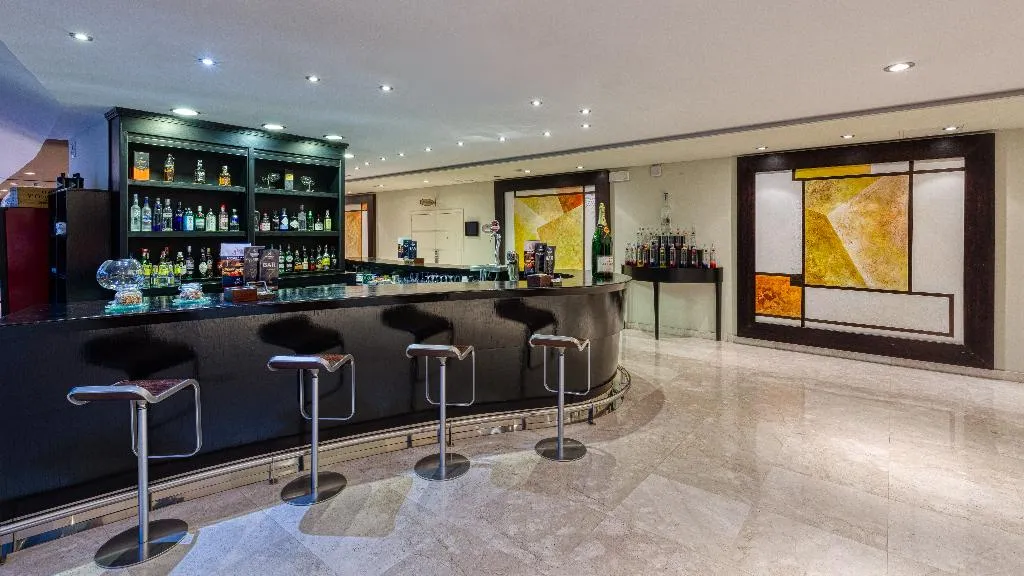 Bar, Senator Banus, Costa Del Sol