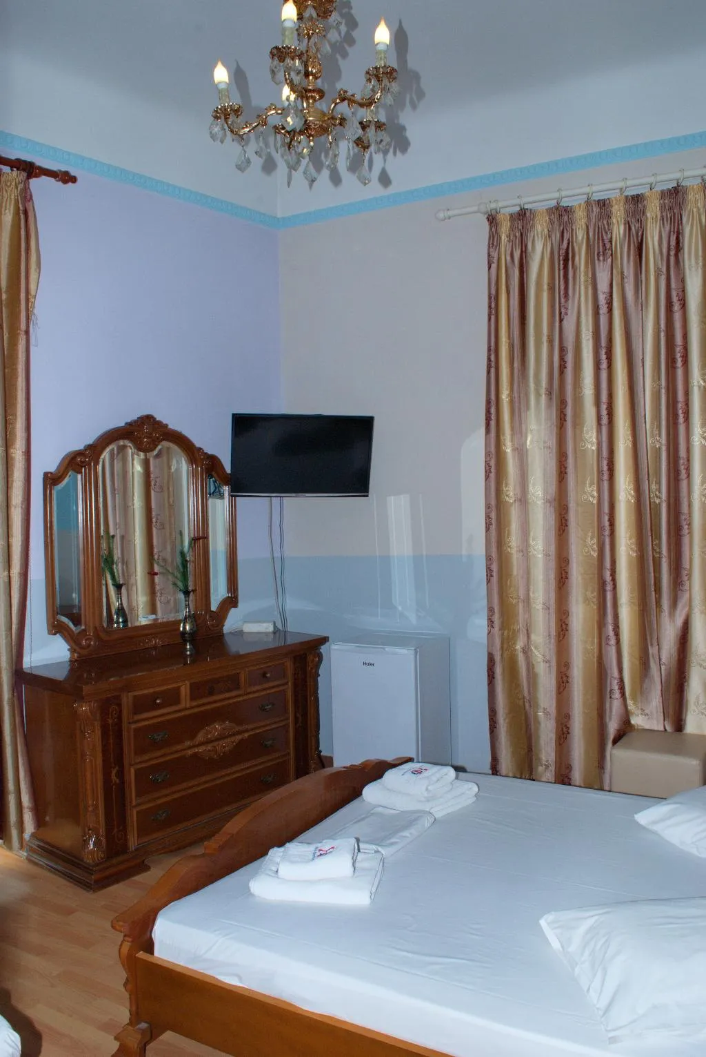 TRIPLE CLASSIC Room, Diethness, Athens