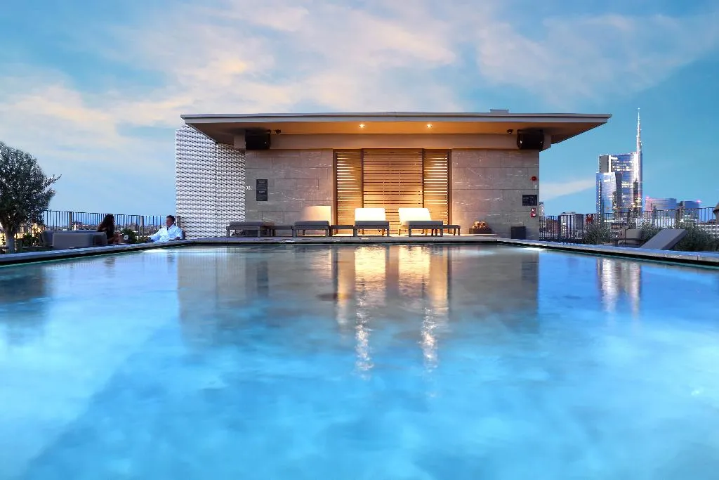 Pool, Hotel Viu Milan, Milan
