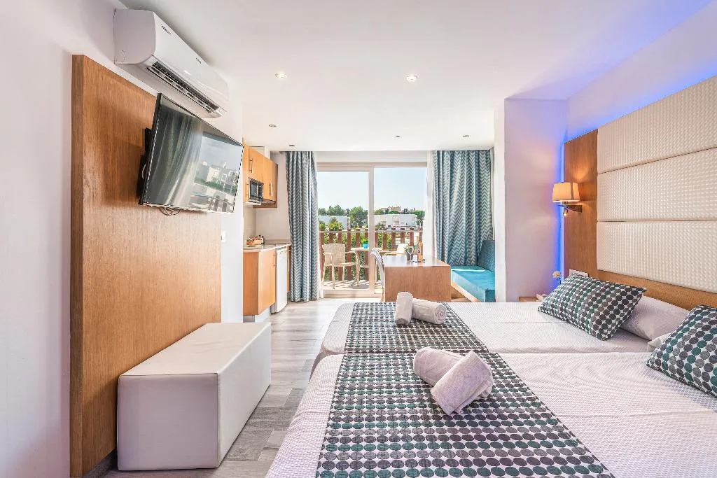 STUDIO STANDARD Room, Playa Ferrera, Majorca