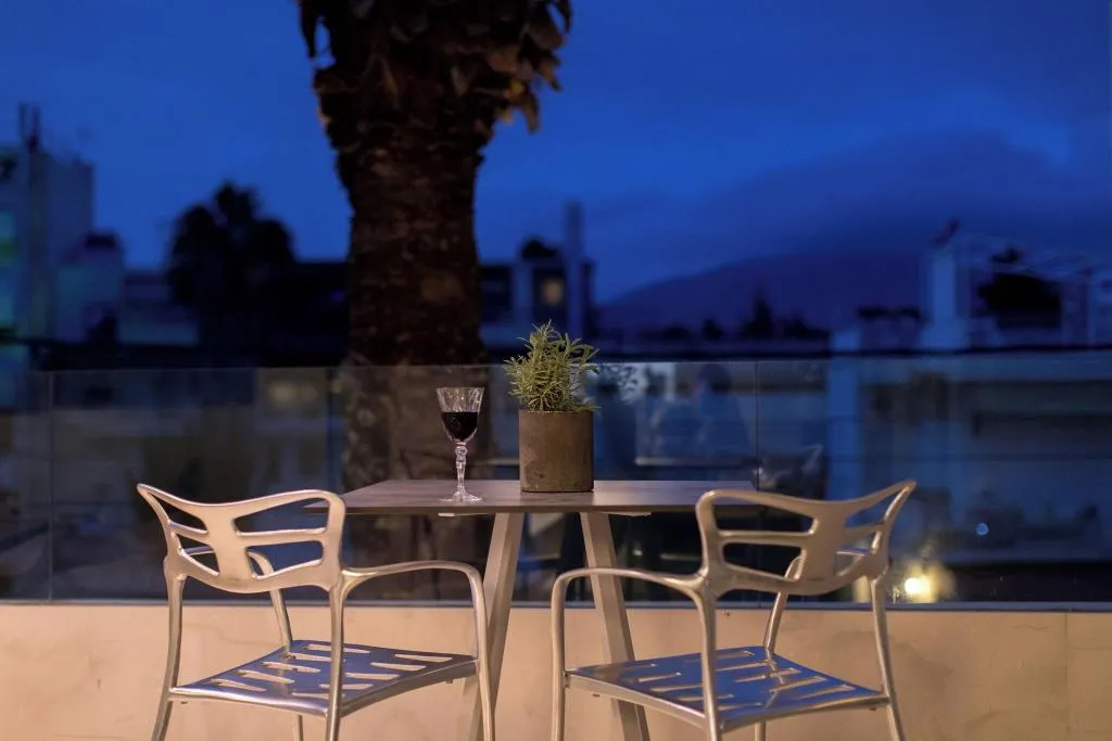 Terrace, Brasil Suites Boutique Hotel, Athens