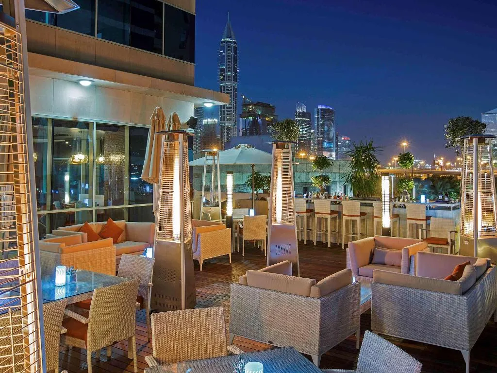 Bar, Pullman Dubai JLT, Dubai