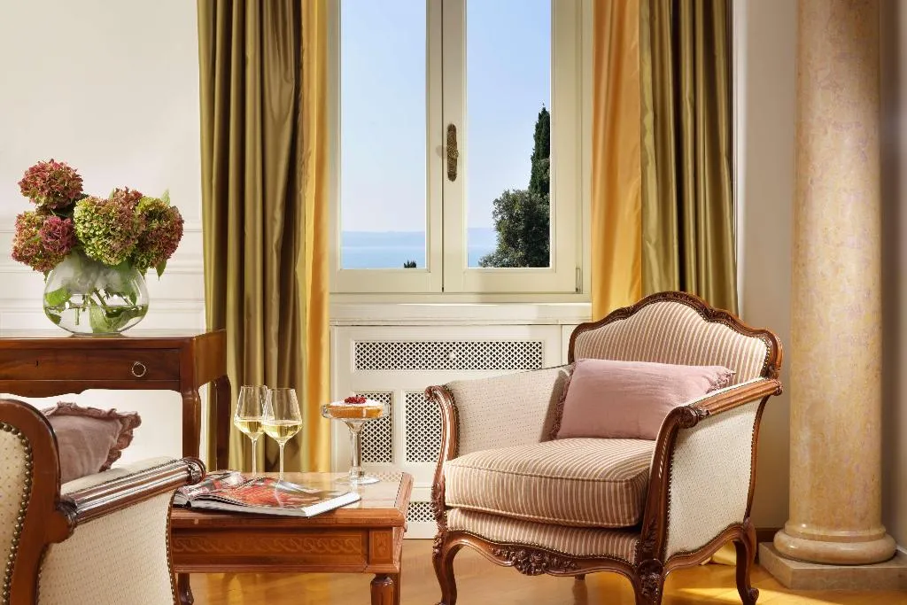 Room, Villa Cortine Palace Hotel, Milan