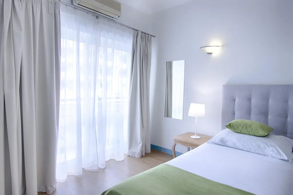 STUDIO POOL VIEW Room, Luna Miramar Club, Algarve