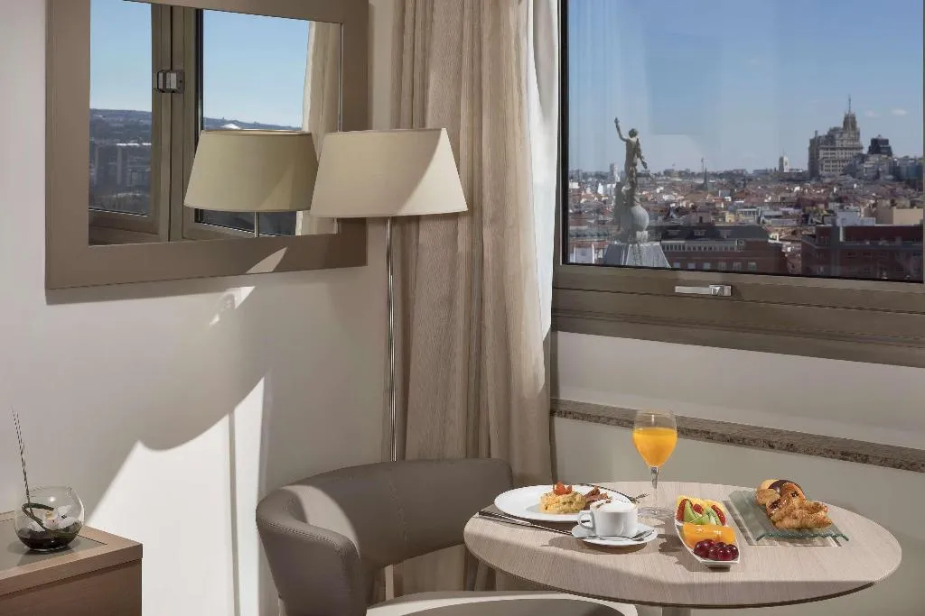 Double or Twin STANDARD Room, Melia Madrid Princesa, Madrid