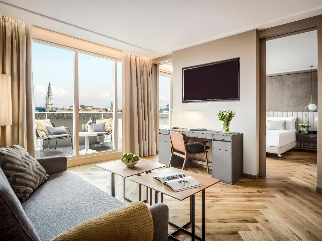SUITE WITH BALCONY Room, Anantara Grand Hotel Krasnapolsky Amsterdam, Amsterdam